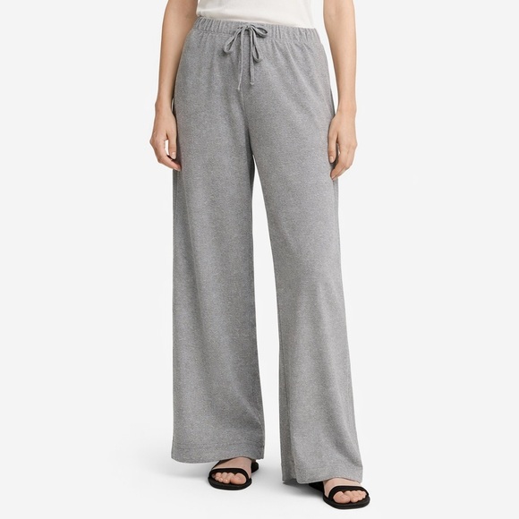 Theory Pants - Theory Sweatpants Drawstring and Zipper Button Closure Soft Heather Gray Size XS